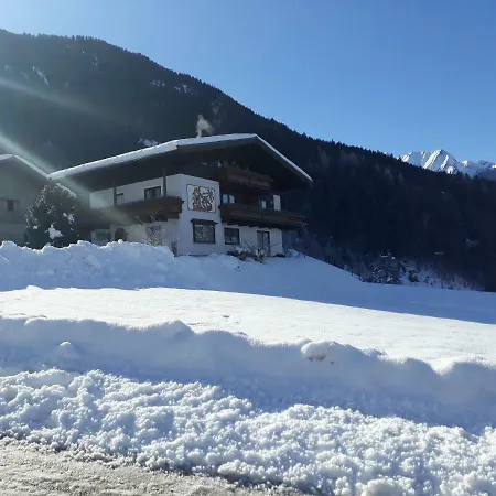 Wildkogelblick Homestay Neukirchen am Grossvenediger